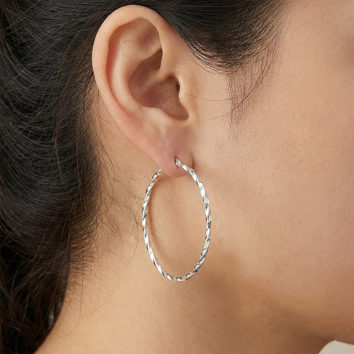 Twisted Hoop Earrings in Stainless Steel image number 2