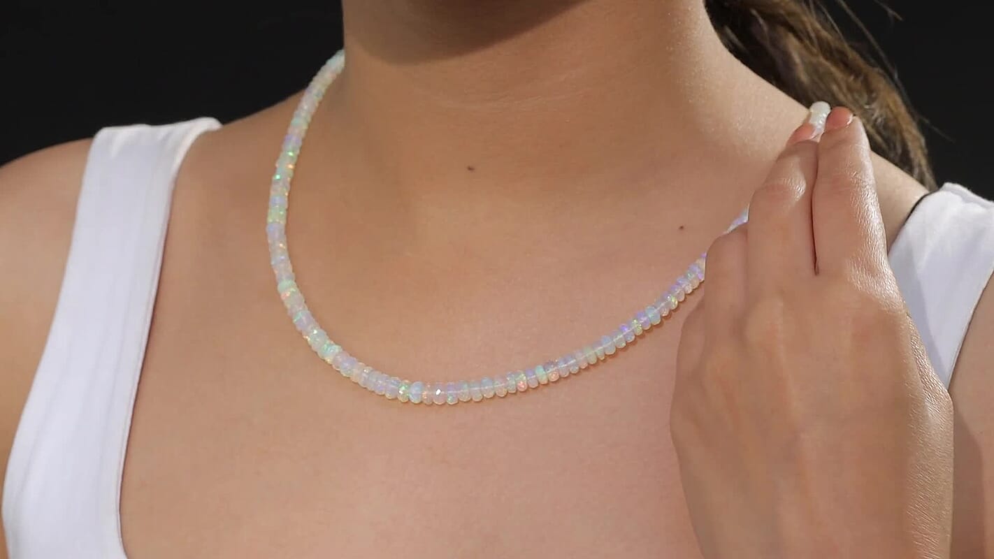Certified & Appraised Luxoro AAA Ethiopian Welo Opal 55.00 ctw Beaded Necklace in 10K Yellow Gold (18 Inches)