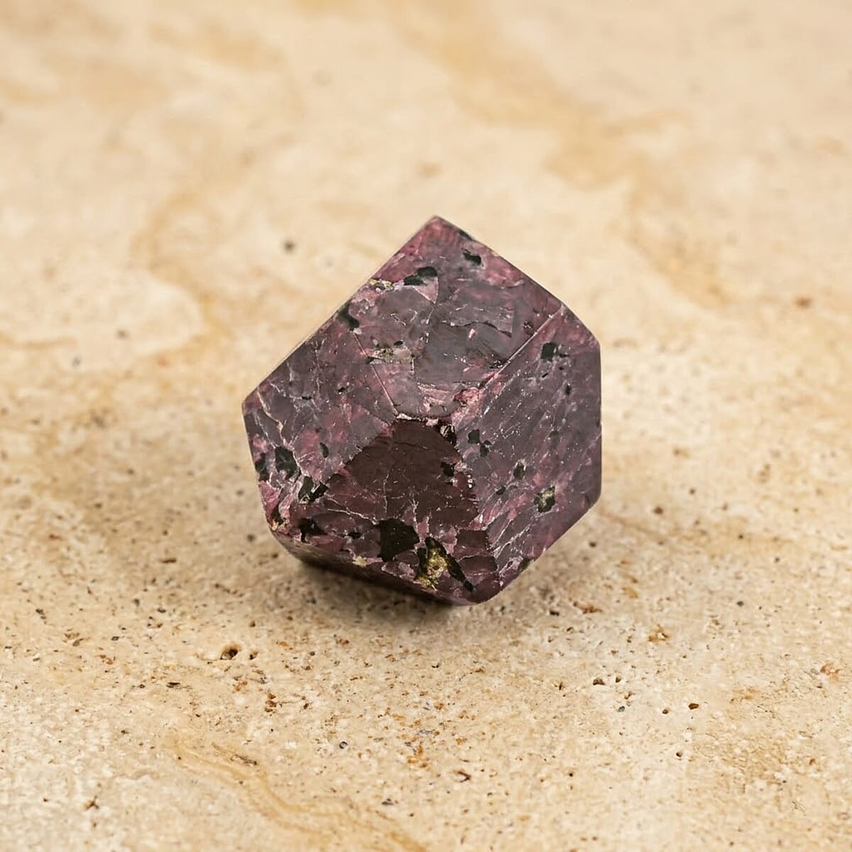 Gem Garnet Faceted S 90ctw image number 1
