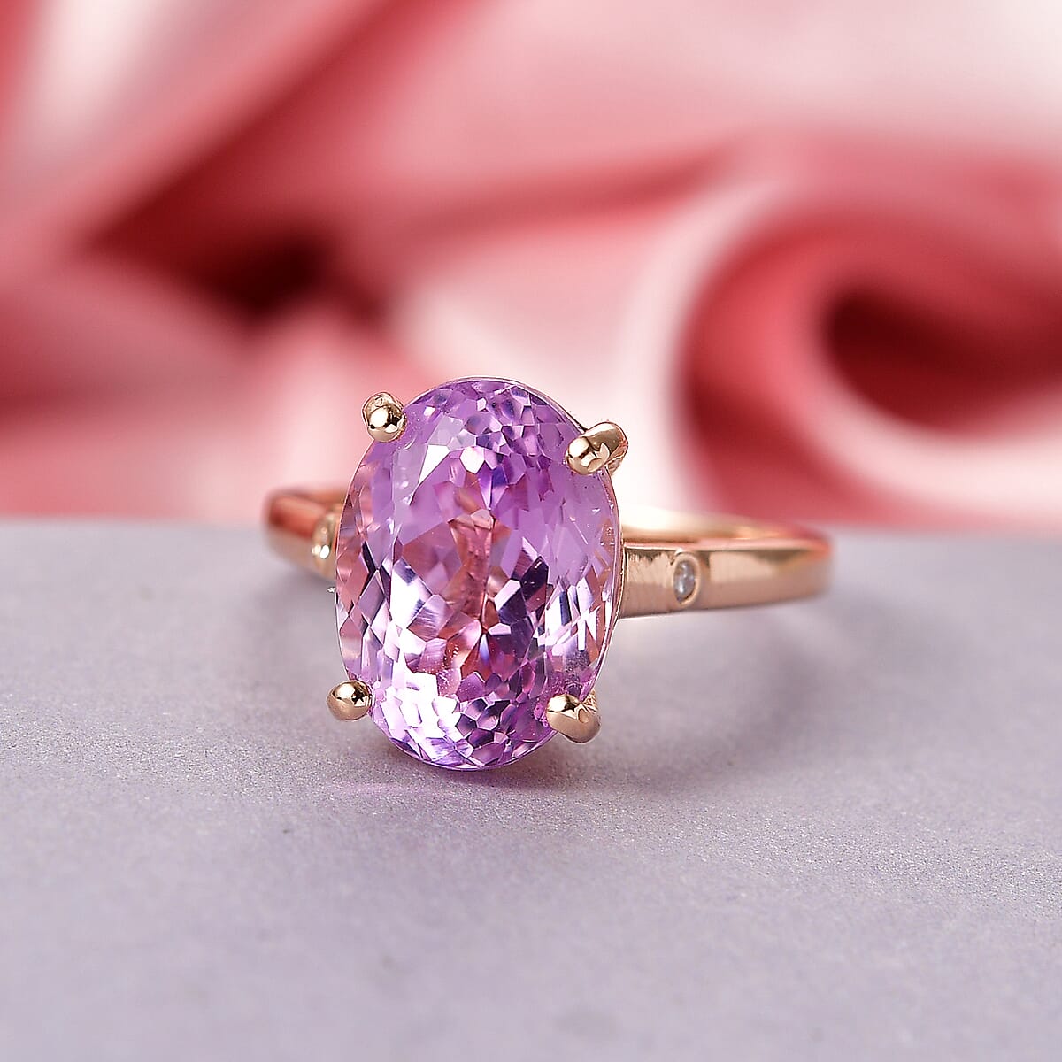 Premium Patroke Kunzite and Luxuriant Lab Grown Diamond G-H SI 7.70 ctw Eternal Blush Ring in 18K Vermeil Rose Gold Over Sterling Silver (Size 7.0) image number 1