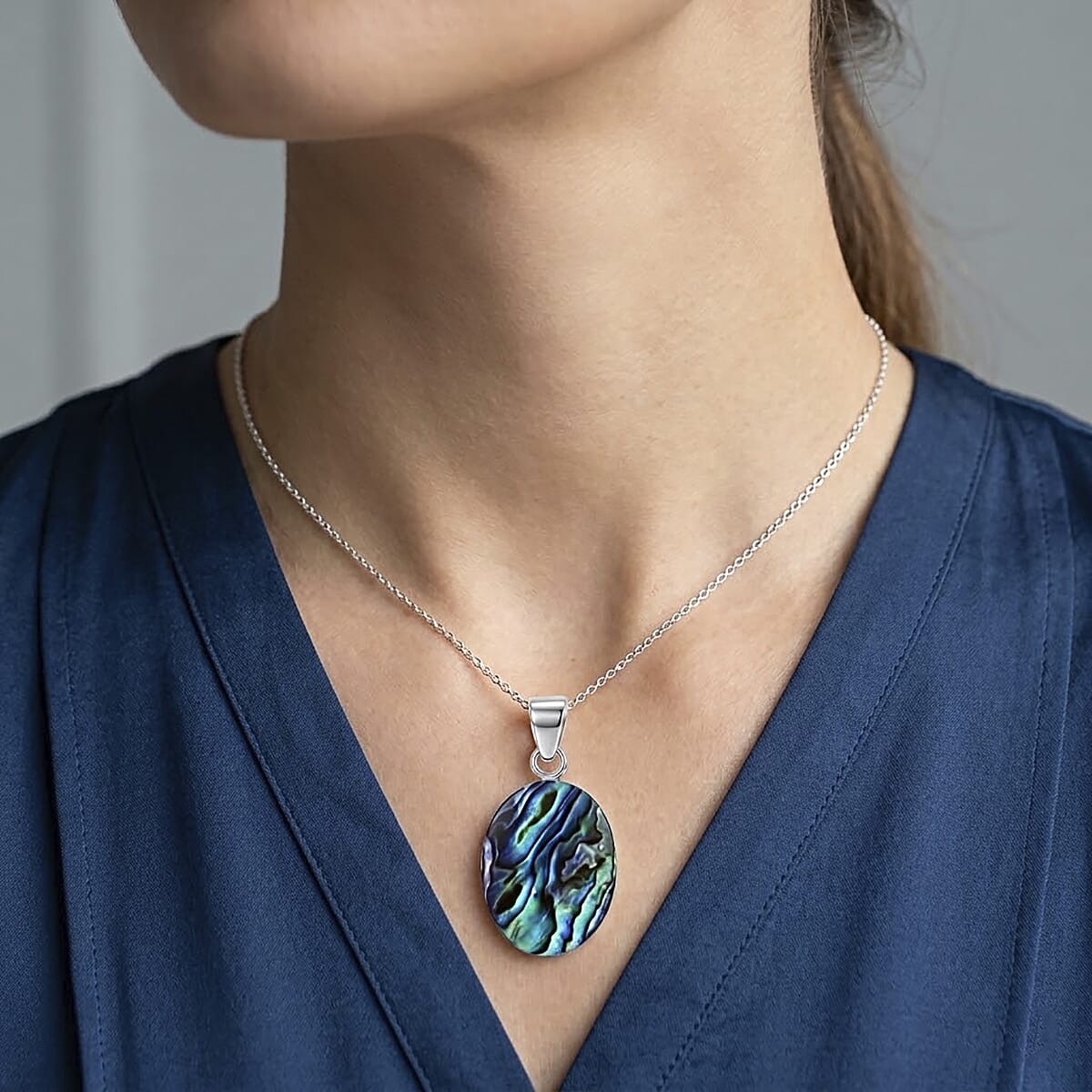 Bali Legacy Abalone Shell Pendant without Chain in Sterling Silver image number 2