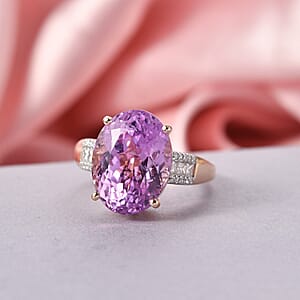 AAA Patroke Kunzite and Luxuriant Lab Grown Diamond G-H SI 12.10 ctw Timeless Rose Radiance Ring in 10K Rose Gold (Size 6.0) 4.50 Grams