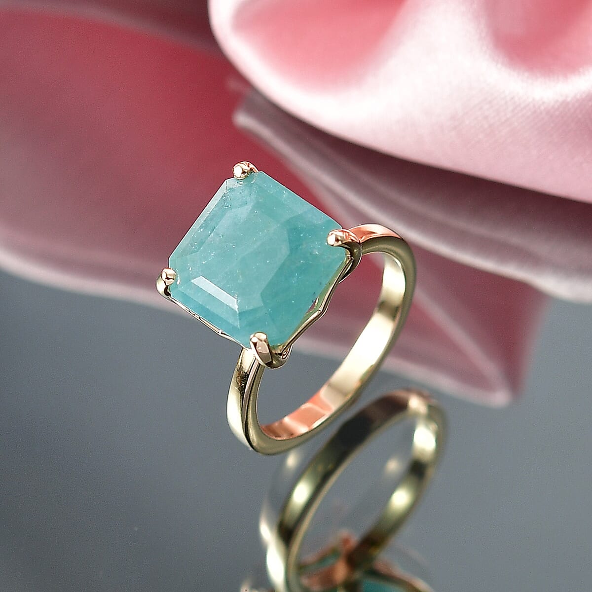 Luxoro Premium Grandidierite 8.60 ctw Ring in 10K Yellow Gold (Size 7.0) image number 1