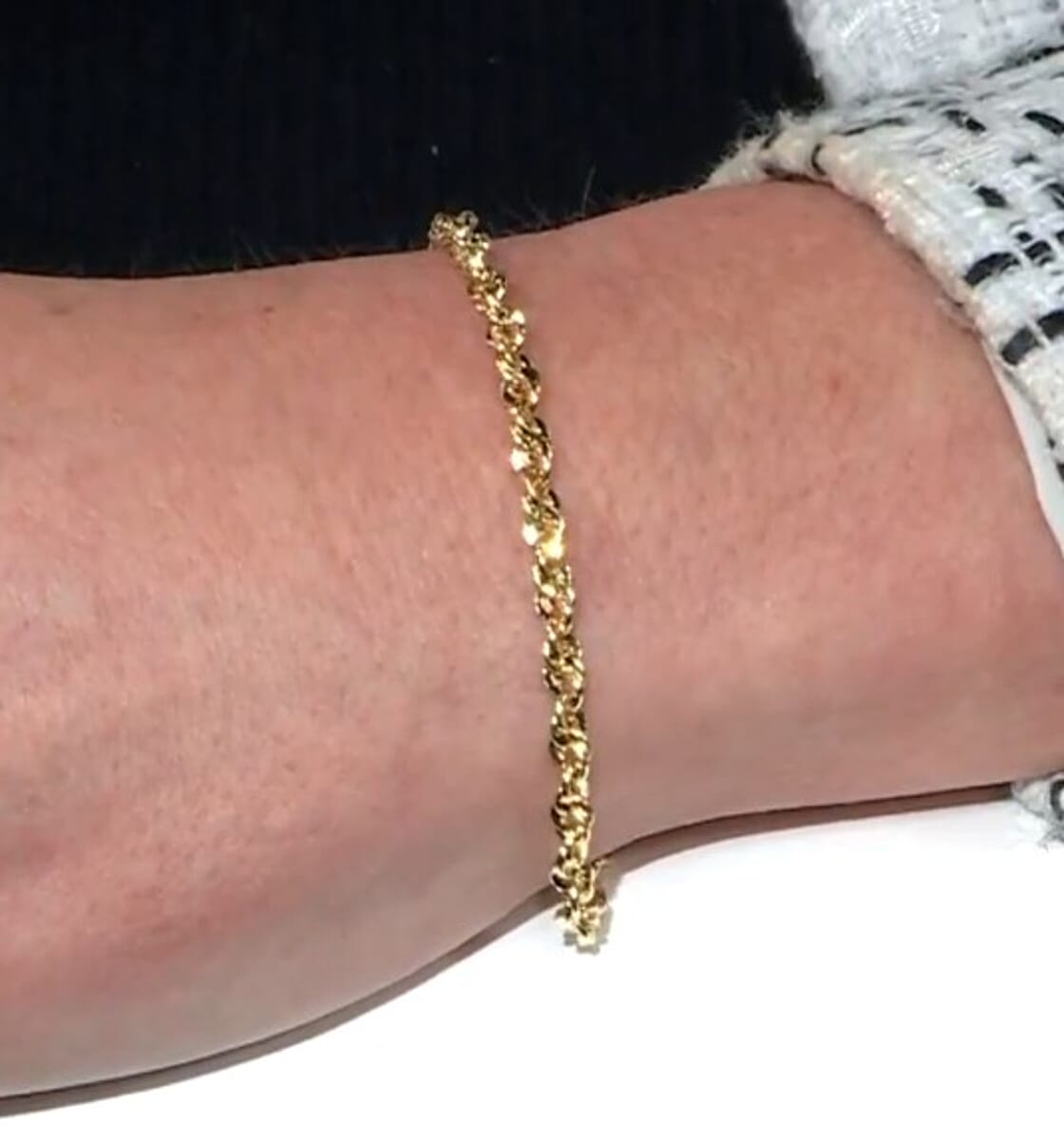 Italian 3.8mm Spirali Oro Chain Necklace in 10K Yellow Gold 5.30 Grams (20 Inches) image number 1