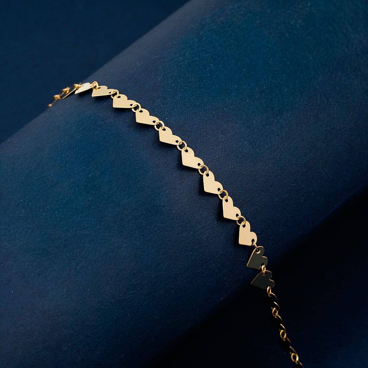 Italian Heart Bracelet in 10K Yellow Gold (7.50 In) 1.15 Grams image number 1
