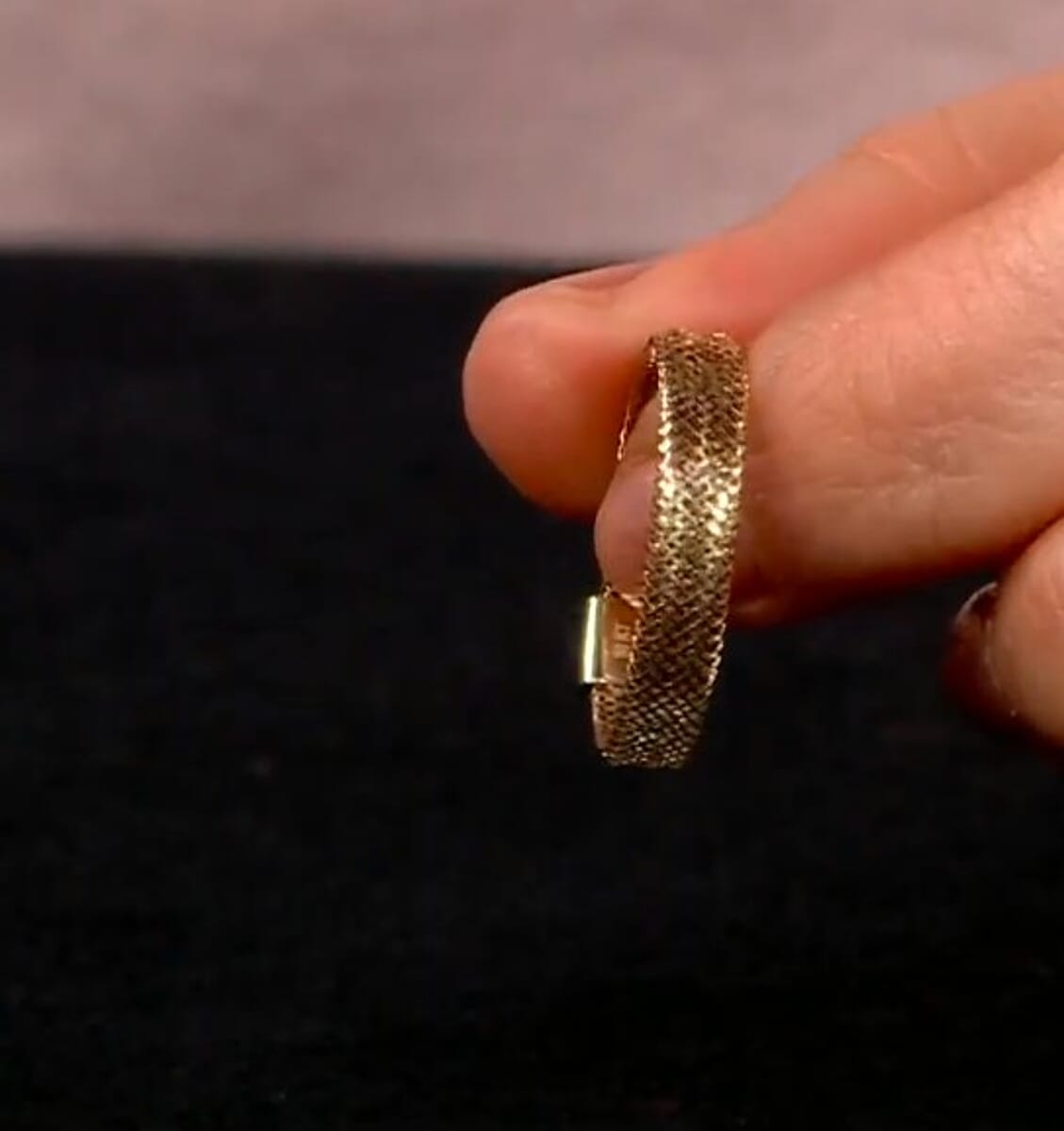 Italian 10K Yellow Gold Stretchable Ring (Size 8-11) (0.50 g) (Del. in 12-15 Days) image number 3