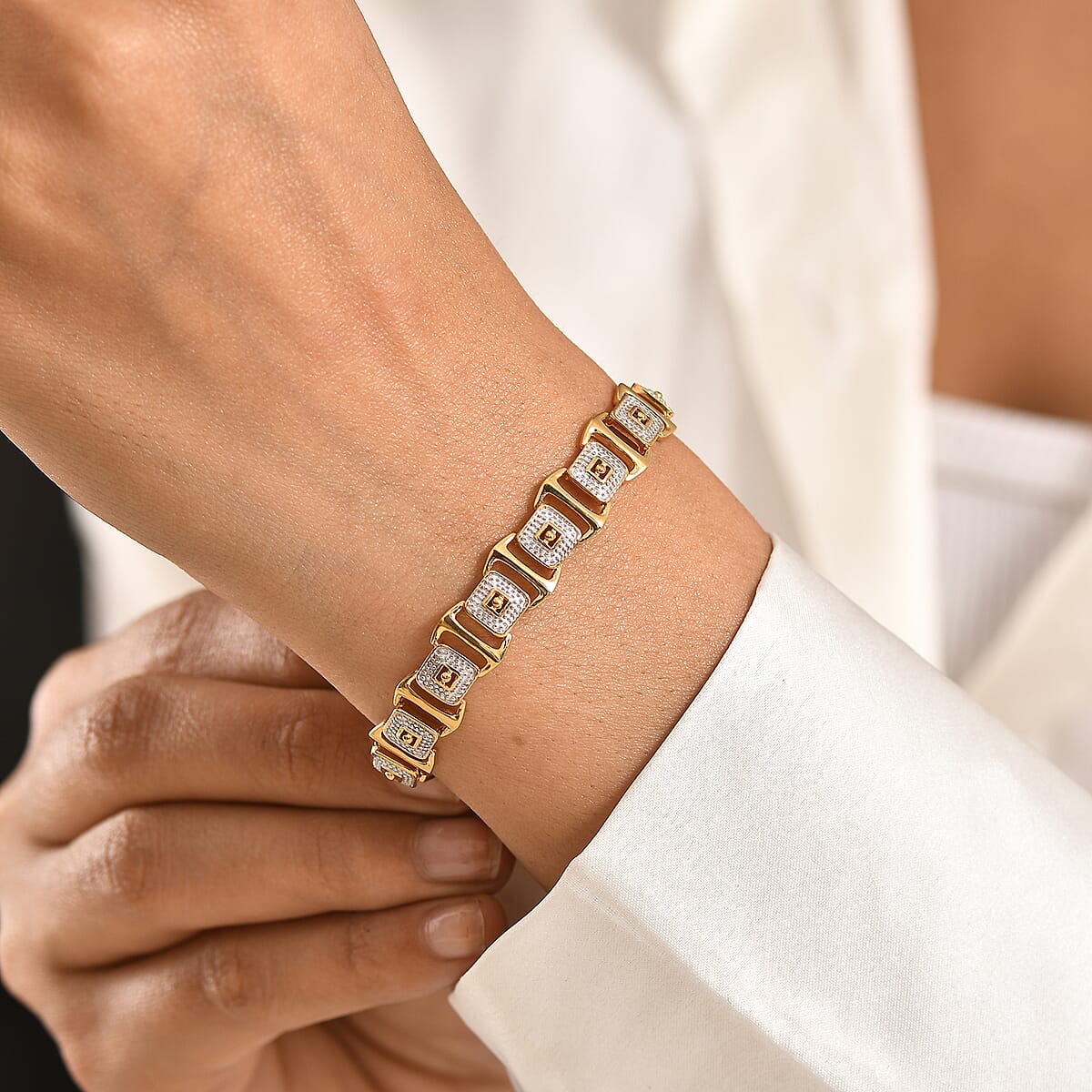 D'Joy Link Chain Bracelet in 18K Vermeil YG and Rhodium Over Sterling Silver (7.25 In) 16.05 Grams image number 2