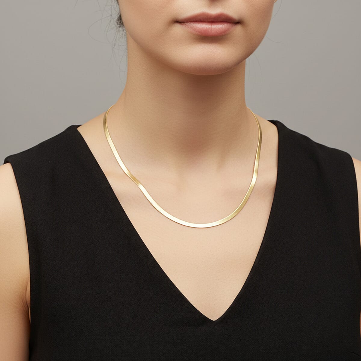 Herringbone Chain Necklace in 18K Yellow Gold 3.6 Grams (16 Inches) image number 2