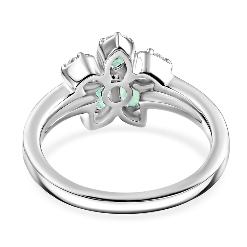 Premium Kagem Zambian Emerald and Luxuriant Lab Grown Diamond G-H SI 1.00 ctw Floral Sparkle Ring in Rhodium Over Sterling Silver (Size 7.0)