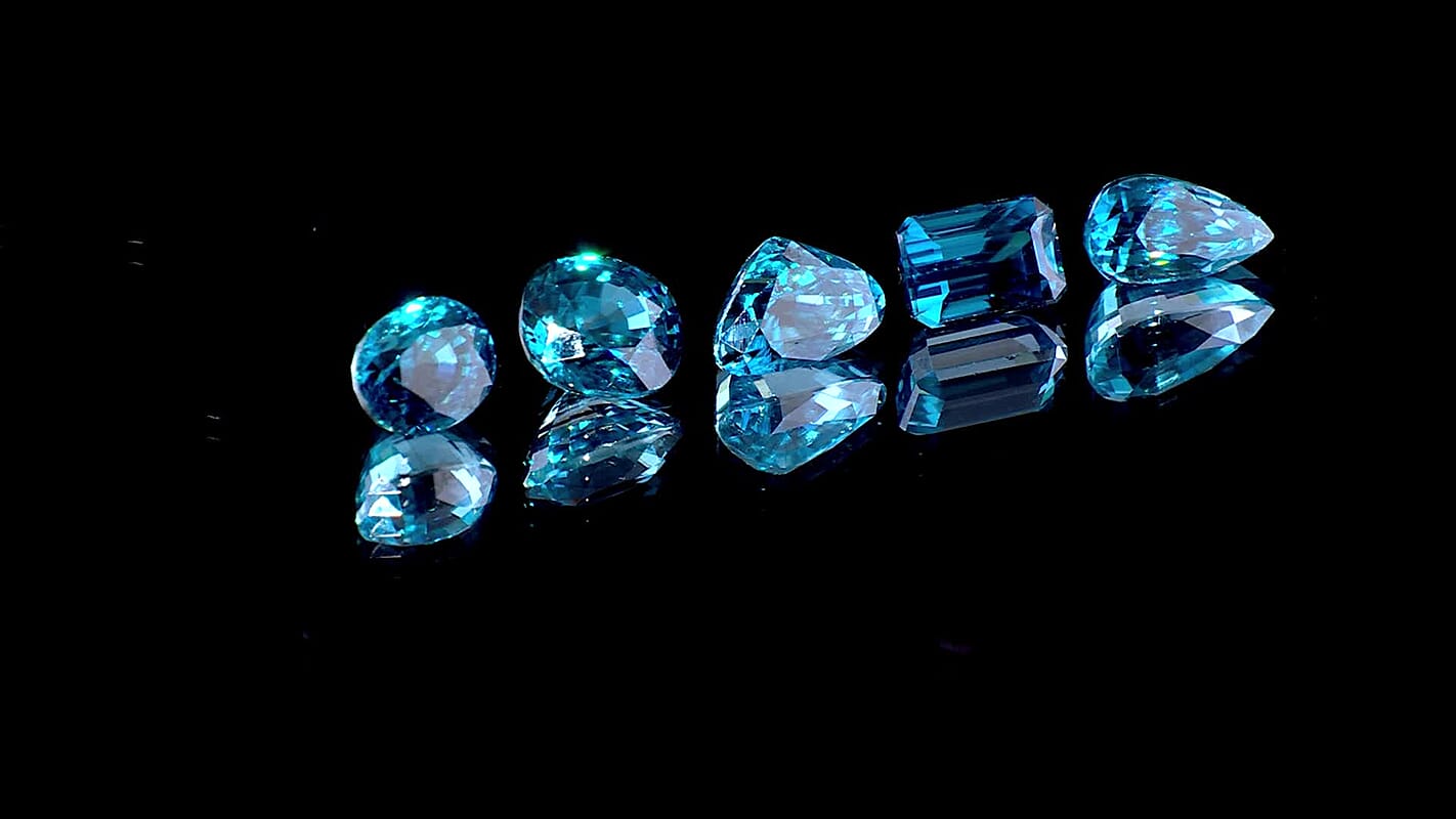 AAAA Cambodian Blue Zircon (Fancy Free Size) 3.00 ctw