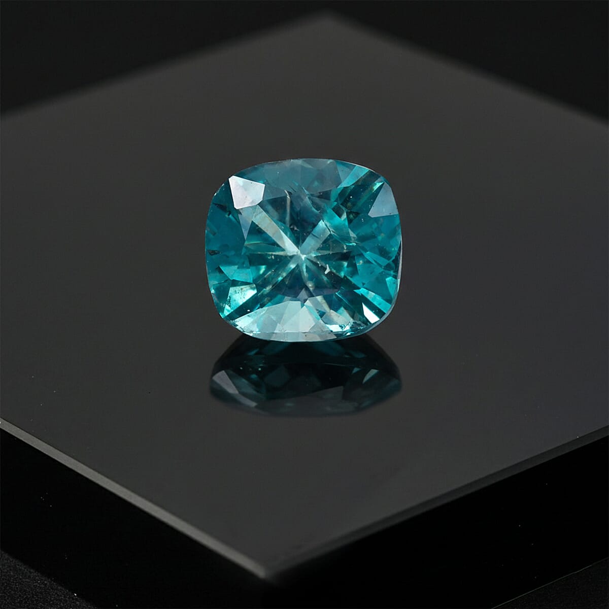 Rare Find Certified & Appraised AAAA Grandidierite (Cush Free Size) 0.28 ctw image number 1