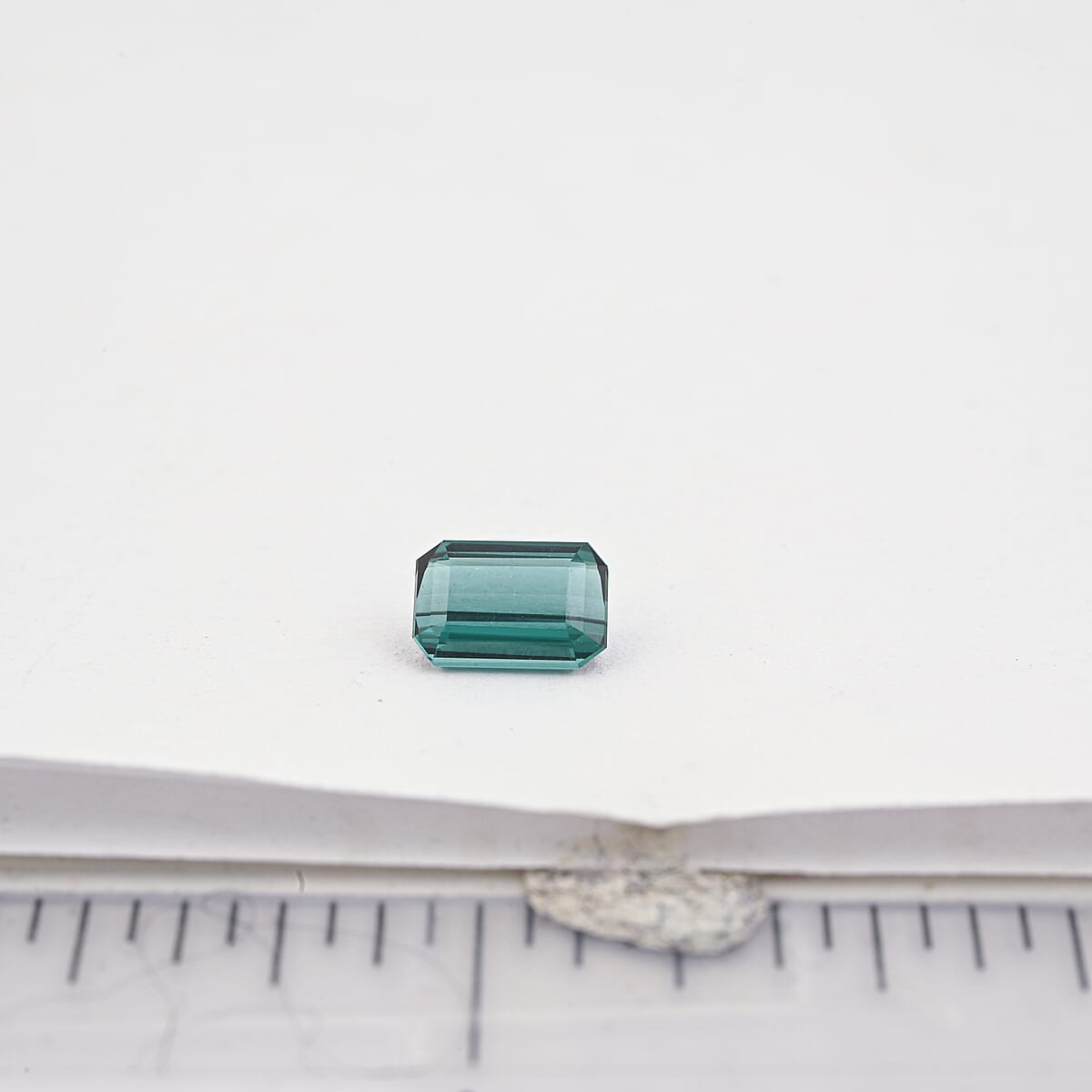 Gem Hunter Collection AAAA Indicolite (Oct 7x5 mm) 1.00 ctw image number 4