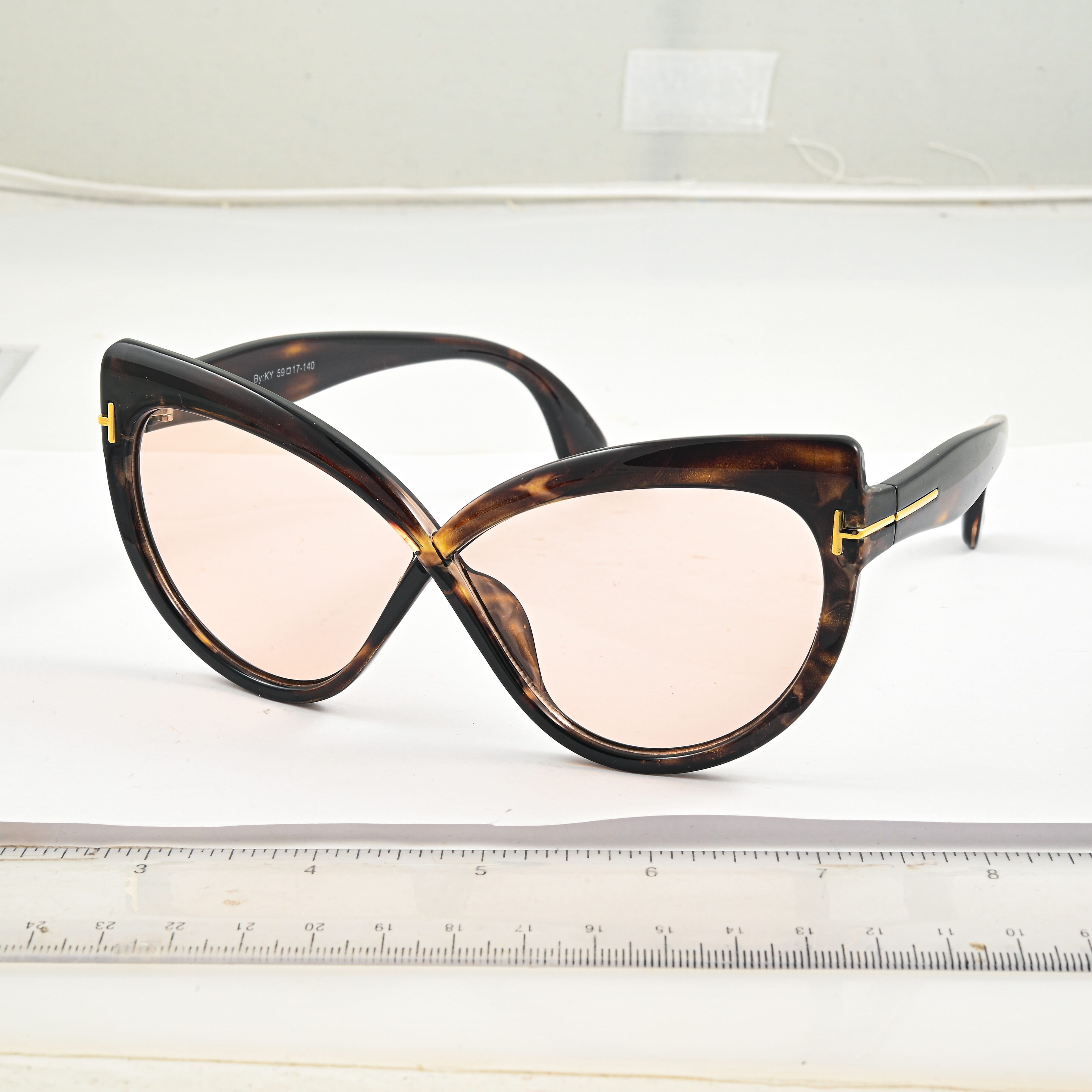 Closeout Black UV400 Cat Eye Sunglasses