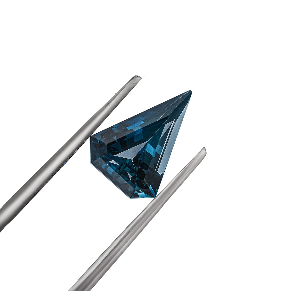 AAAA Chevron Cut London Blue Topaz (Trl 18x13 mm) 8.50 ctw image number 4
