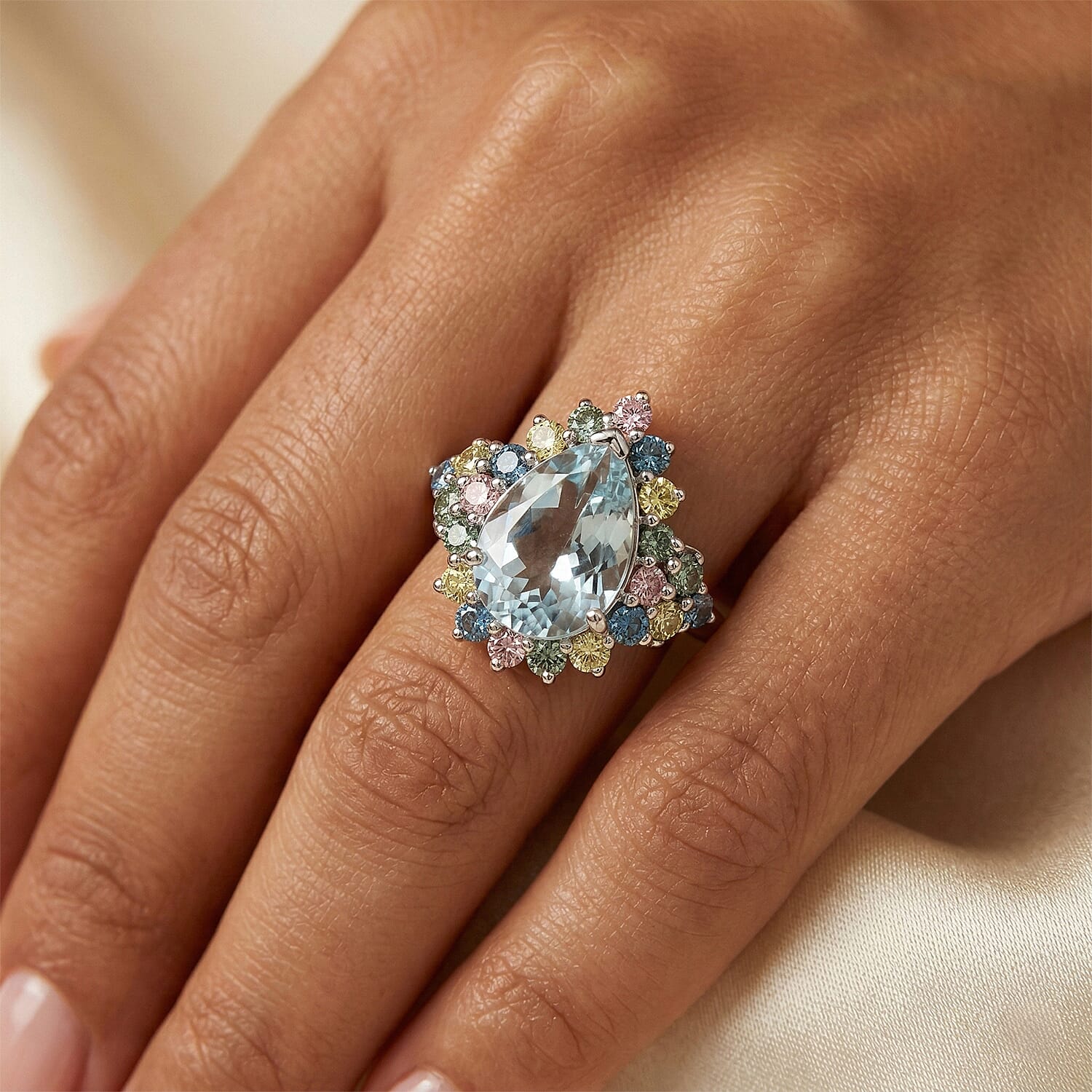 AAA Mangoro Aquamarine and Luxuriant Lab Grown Multi Diamond (IR) (SI) 3.00 ctw Ocean Bloom Ring in Rhodium Over Sterling Silver (Size 10.0)