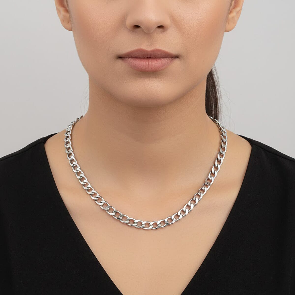 Cuban Chain Necklace in Stainless Steel 22 Inches  image number 2