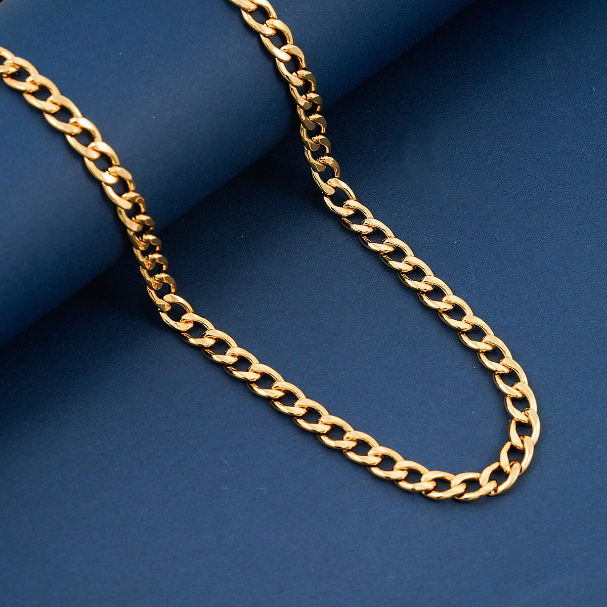 Cuban Chain Necklace in ION Plated YG Stainless Steel 22 Inches  image number 1