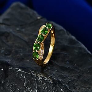 EverTrue Chrome Diopside and White Zircon 1.00 ctw Cross Path Ring in 18K YG Plated (Size 10.0)