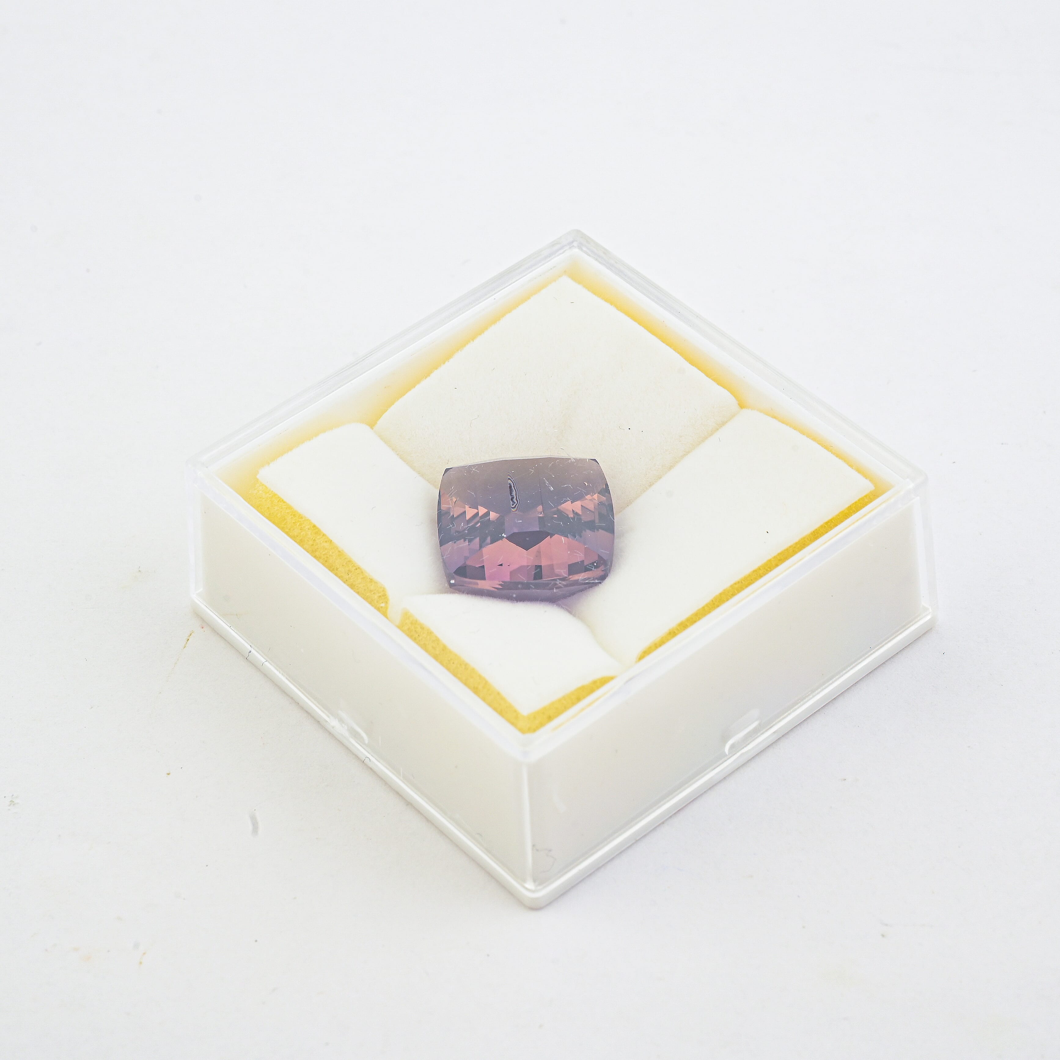 AAAA Ametrine Beryl Cut (Cush 16X16) 18.00 ctw
