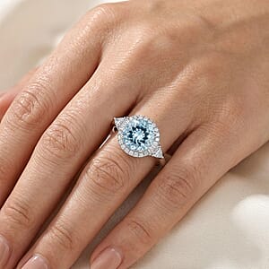 Certified & Appraised Luxuriant 10K White Gold AAA Mangoro Aquamarine, Lab Grown Diamond (GH, SI) Ring (Size 8.0) 2.89 ctw