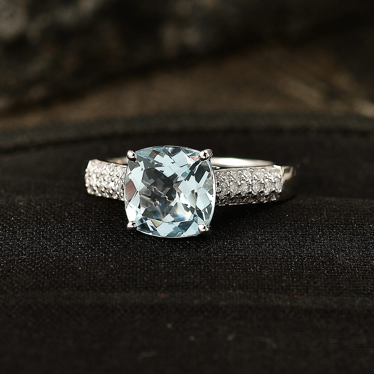 Certified & Appraised AAA Mangoro Aquamarine and Luxuriant Lab Grown Diamond G-H SI 3.06 ctw Ring in 10K White Gold (Size 10.0) (Del. in 7-10 Days) image number 1