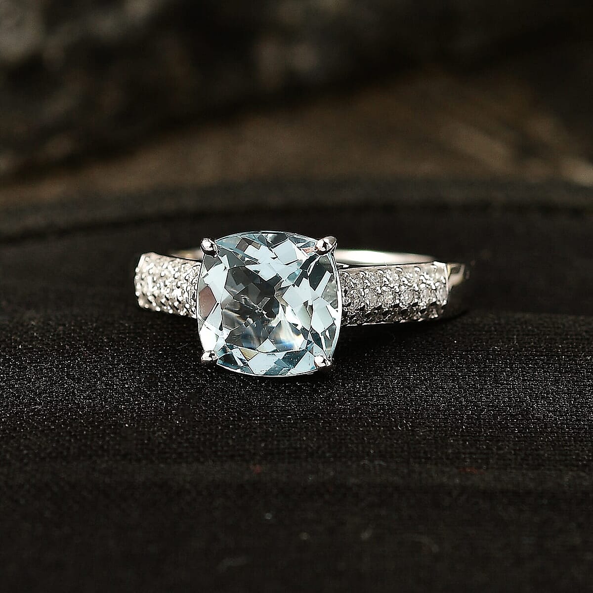 Certified & Appraised AAA Mangoro Aquamarine and Luxuriant Lab Grown Diamond G-H SI 3.06 ctw Ring in 10K White Gold (Size 11.0) image number 1