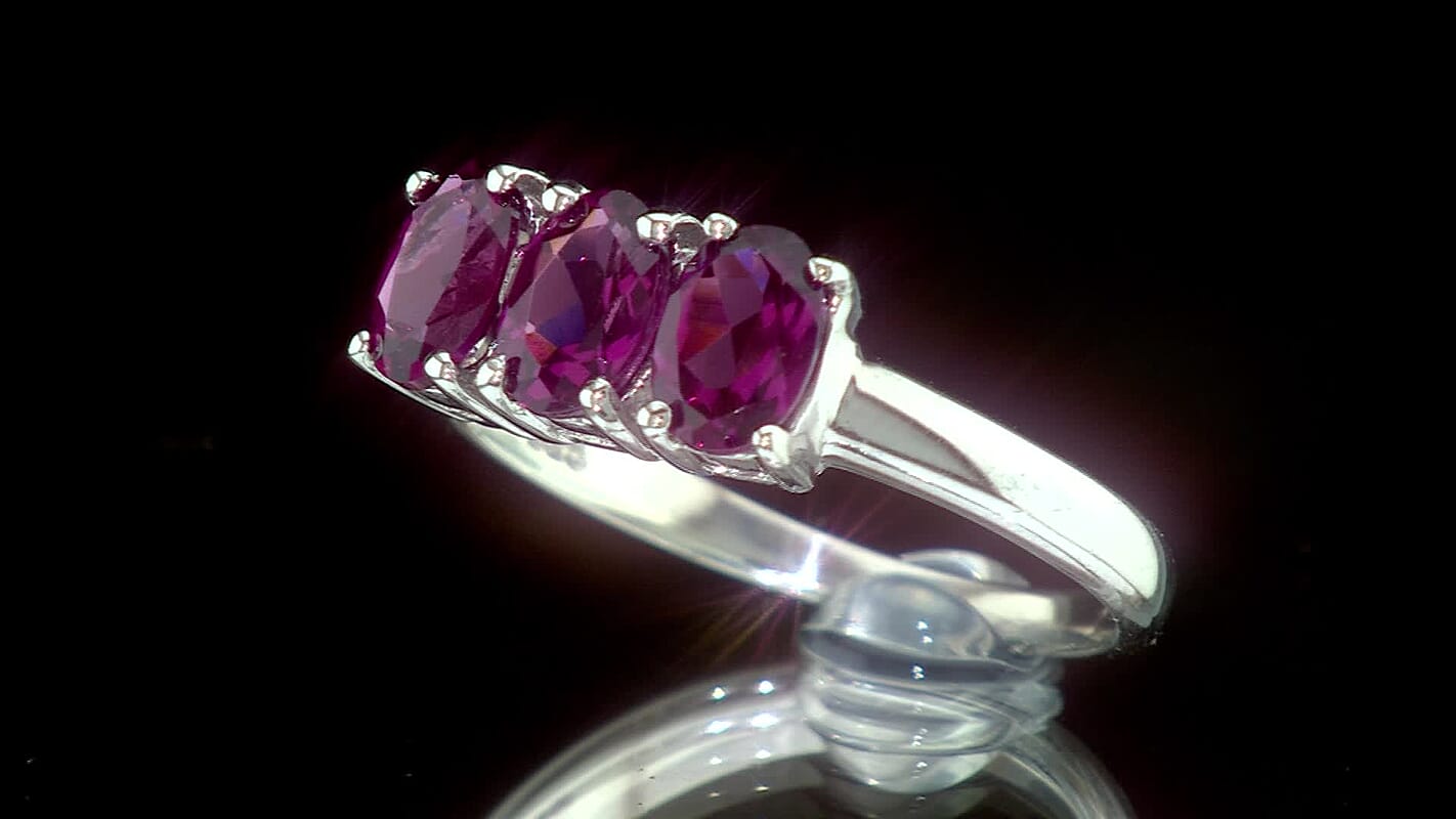 D'Joy AAA Radiant Ember Garnet 3 Stone Ring in Rhodium Over Sterling Silver (Size 10.0) 1.70 ctw