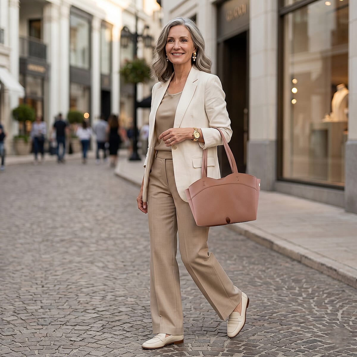 Passage Camel Everyday Tote Bag image number 2