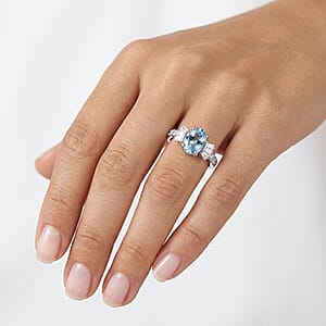 D'Joy Premium Mangoro Aquamarine and Moissanite 1.00 ctw The Regal Flare Ring in Rhodium Over Sterling Silver (Size 9.0)