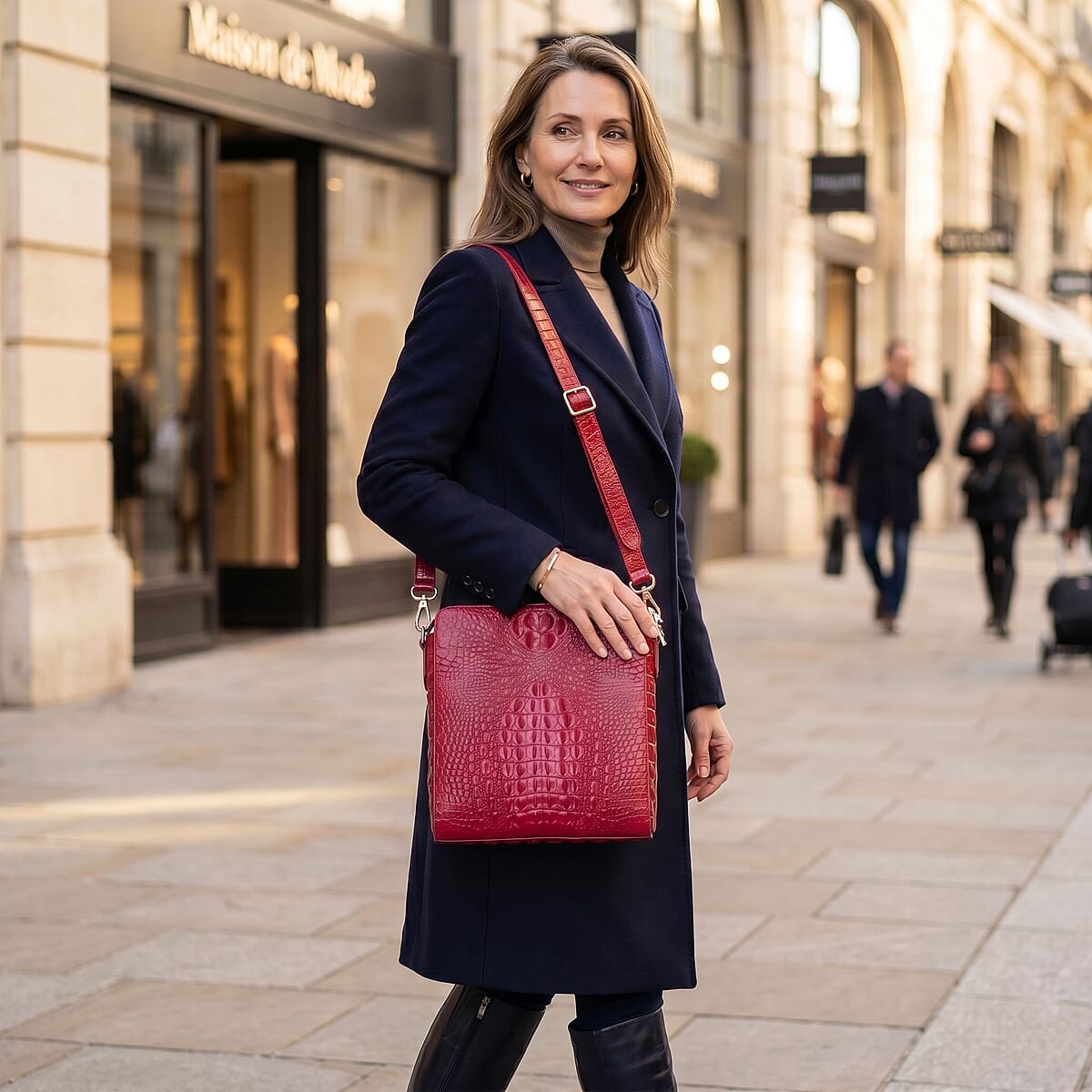 The Grand Pelle Red Crocodile Crocodile Genuine Leather Crossbody Bag image number 2