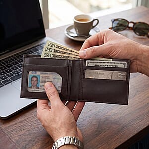 Closeout The Grand Pelle Dark Brown Crocodile Genuine Leather Wallet