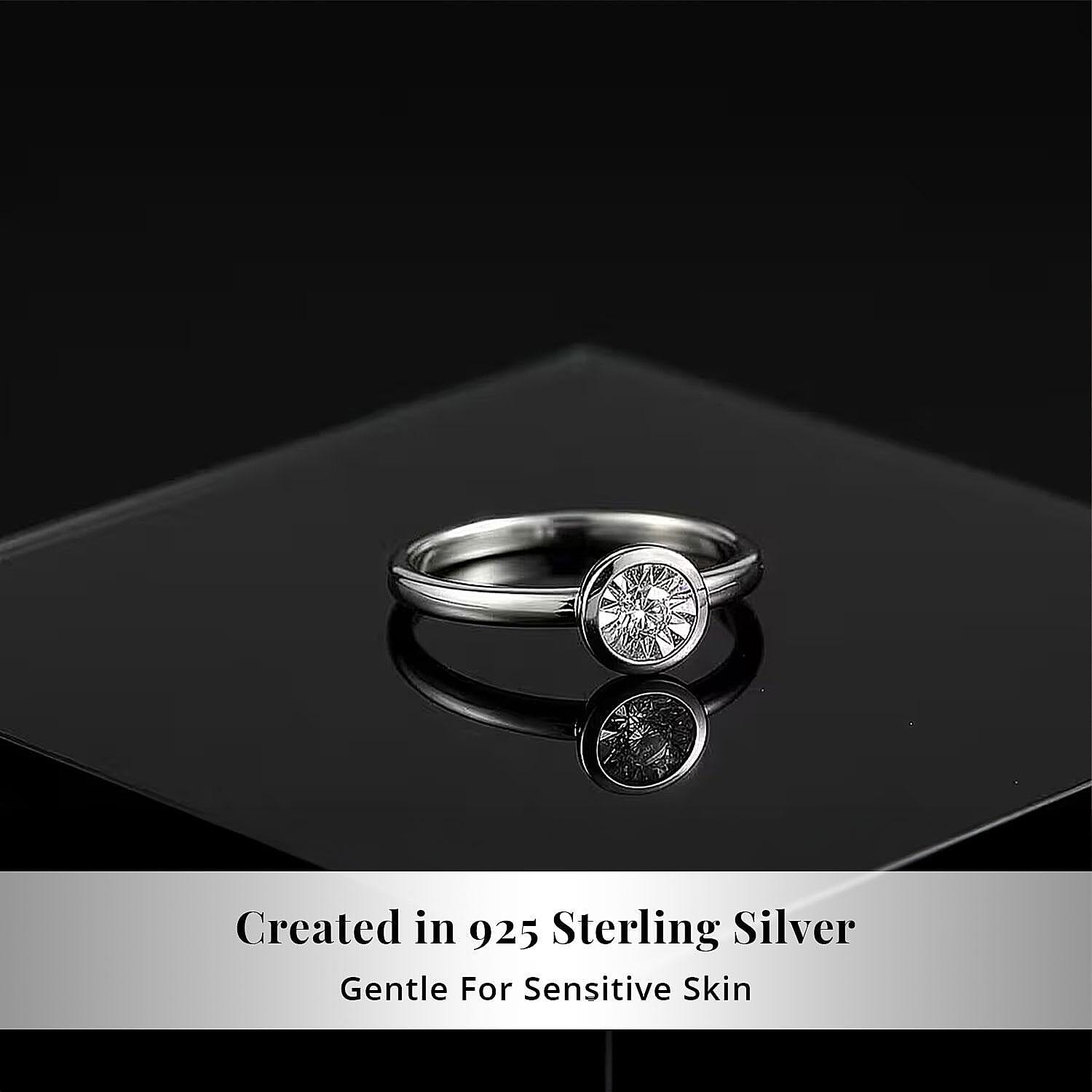 Luxuriant Lab Grown Diamond G-H SI 0.10 ctw Ring in Rhodium Over Sterling Silver (Size 9.0)