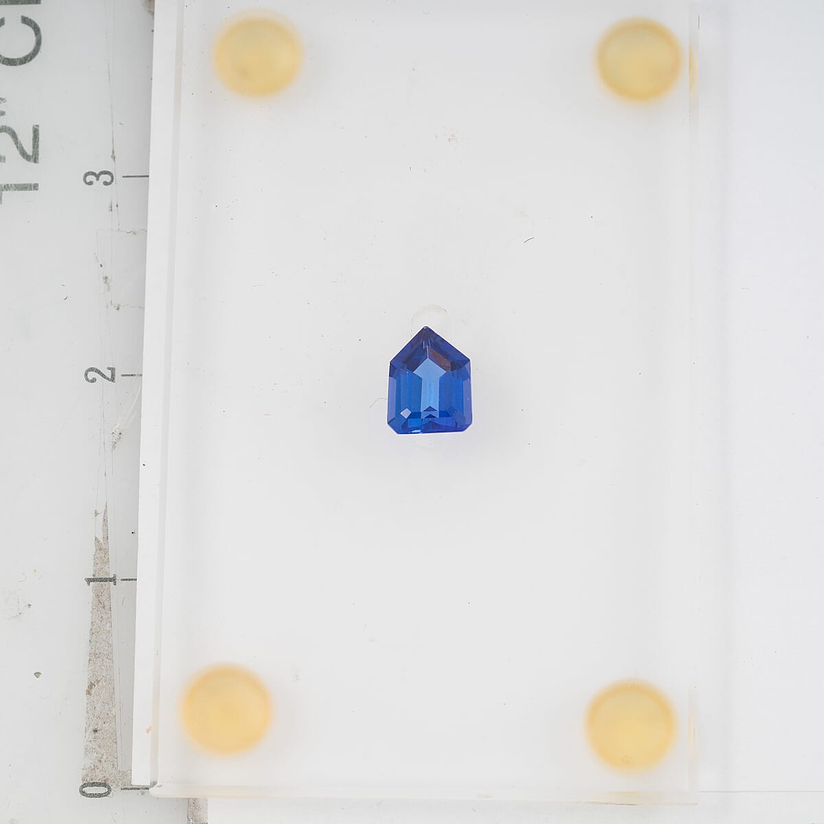 Certified & Appraised AAAA Tanzanite (Fancy Free Size) With Free Tanzanite Book 5.00 ctw image number 3
