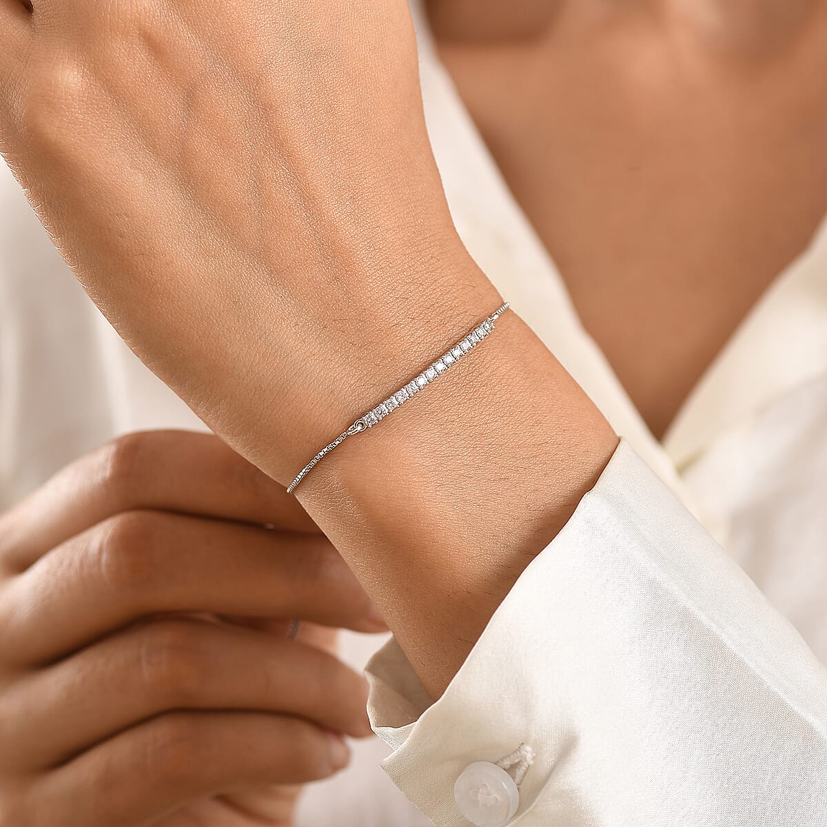 Luxuriant Lab Grown Diamond (G-H, SI) 0.45 ctw Bracelet in Rhodium Over Sterling Silver (10.50 In) image number 2