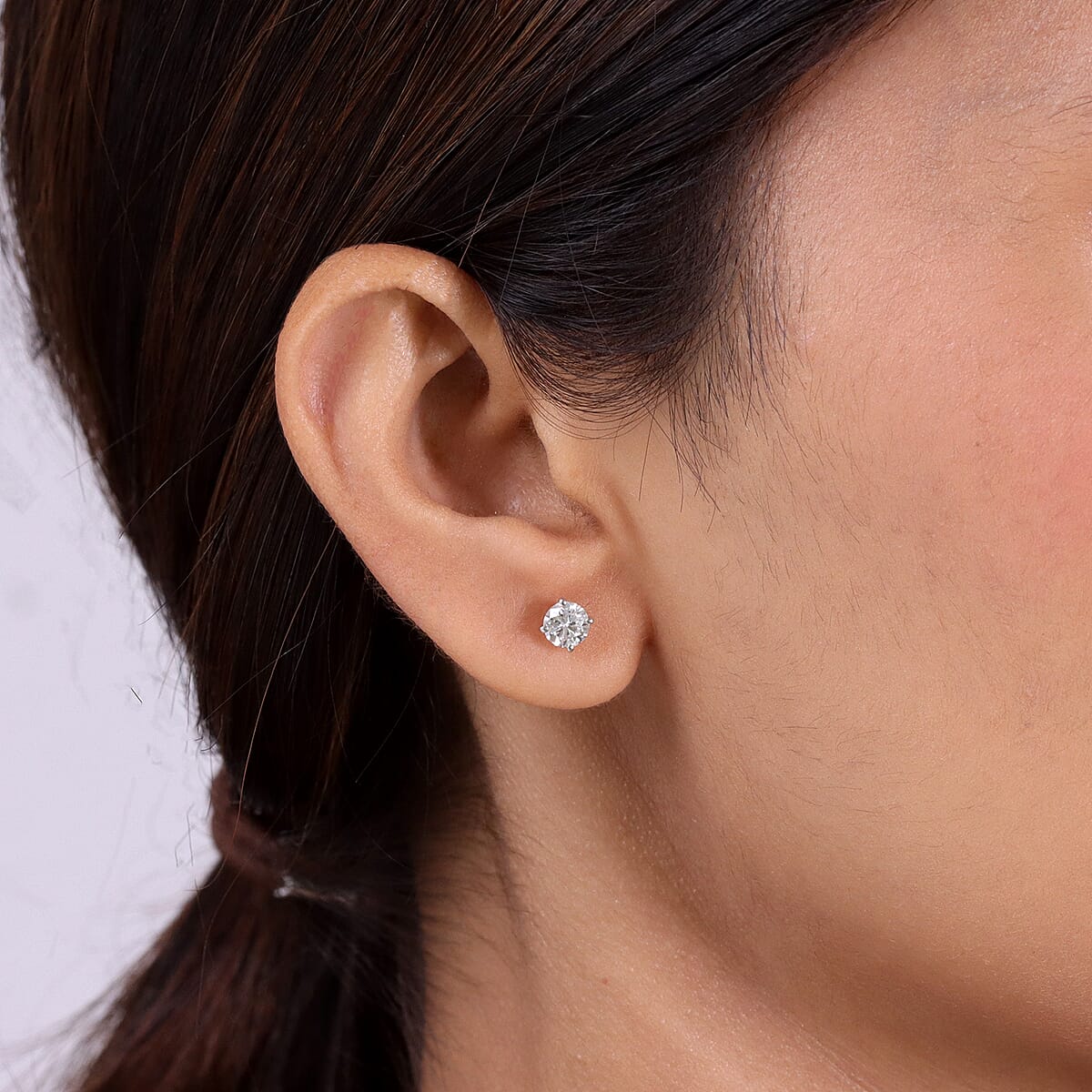 IGI Certified Luxuriant 14K Yellow Gold  VS   Lab Grown Diamond  EF, VS Solitaire Stud Push Post Earring 1.00 ctw image number 2