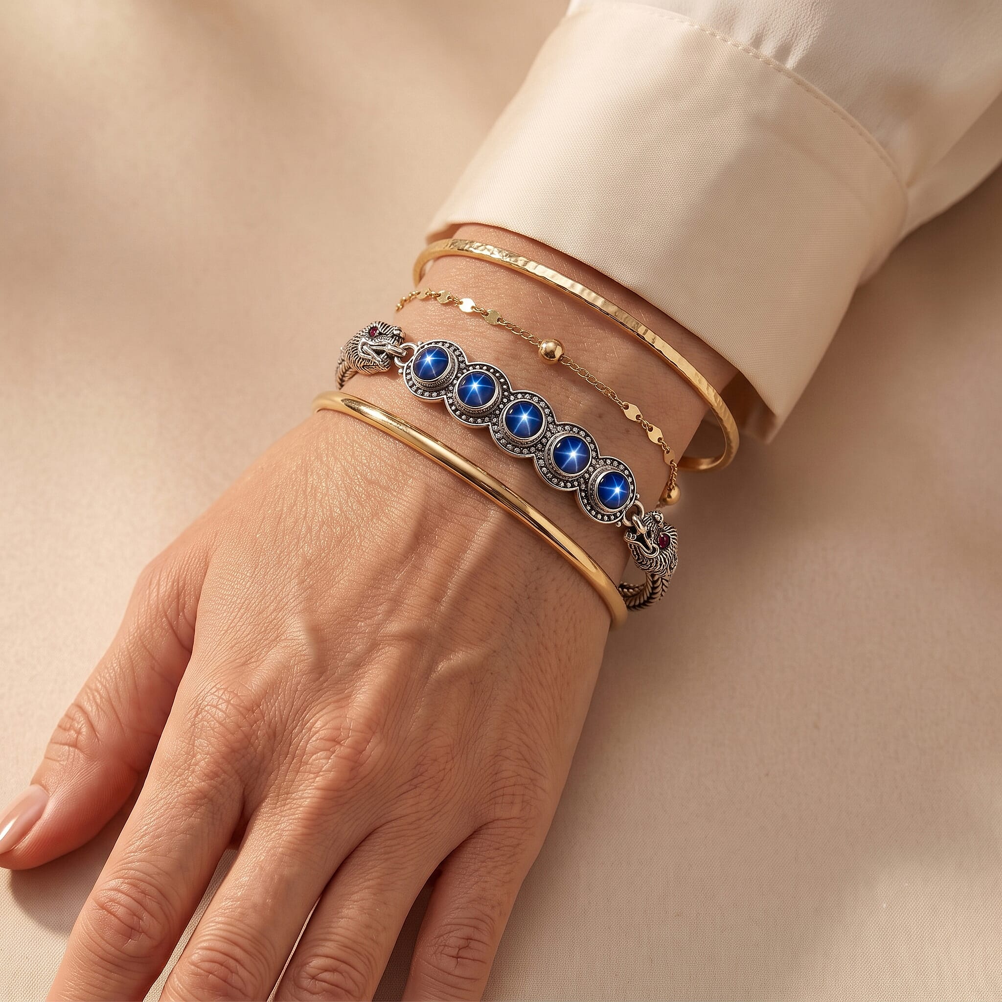 D'Joy Bali Legacy Blue Star Sapphire (DF) and Orissa Rhodolite Garnet 7.90 ctw Dragon Bracelet in Sterling Silver (6.50-8.0In)