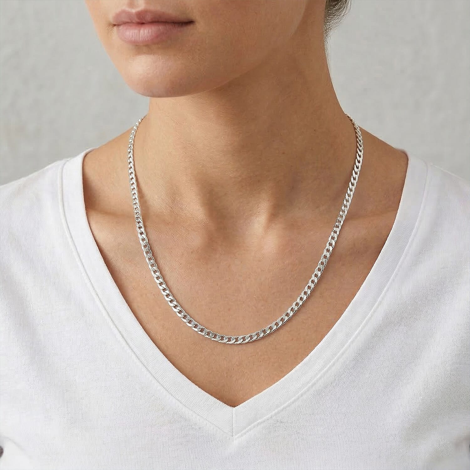 Italian Flat Curb Chain Necklace in Rhodium Over Sterling Silver 5.30 Grams (17.5 Inches)