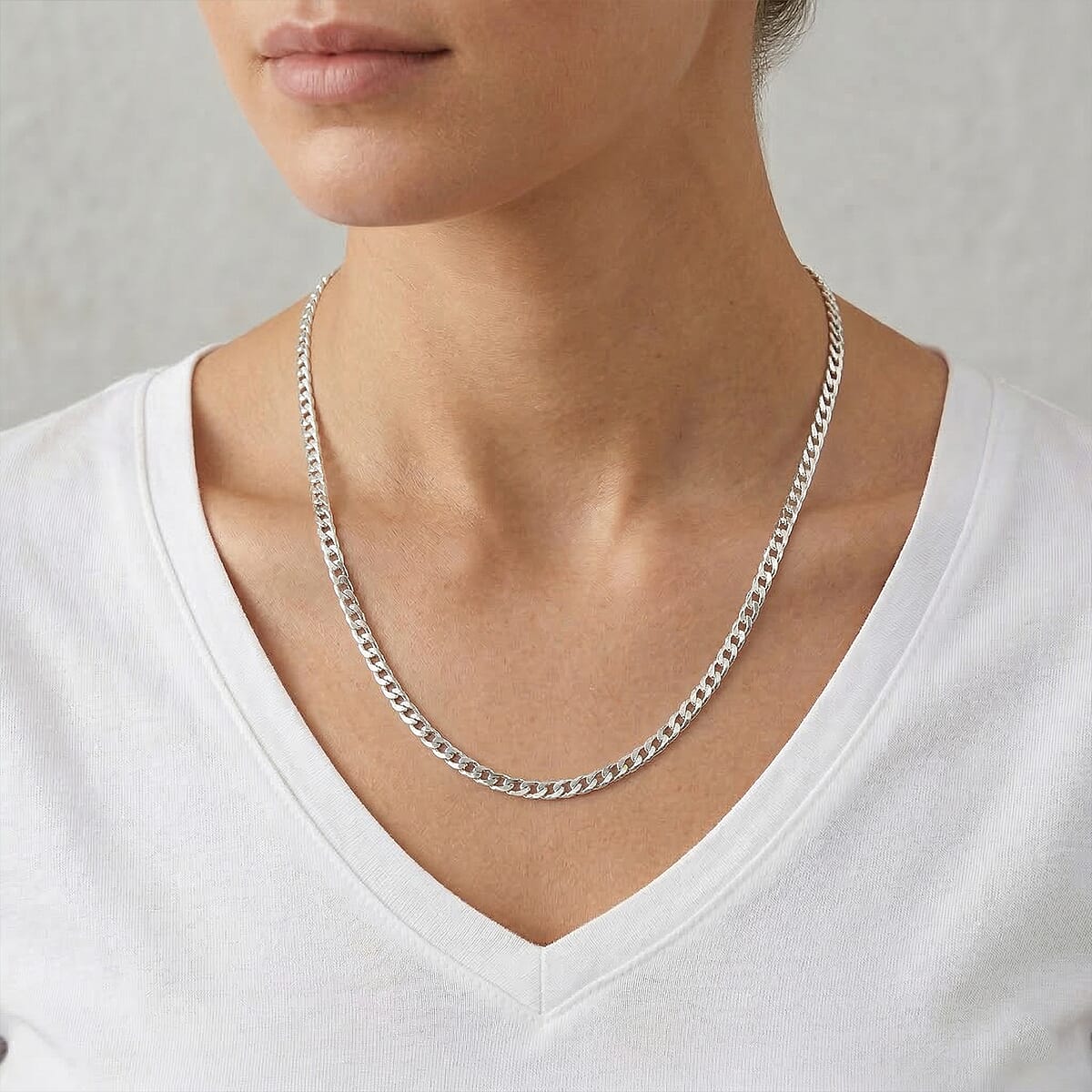 Italian Flat Curb Chain Necklace in Rhodium Over Sterling Silver 5.30 Grams (17.5 Inches) image number 2