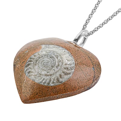 Ammonite 10.25 ctw Heart Necklace (18 Inches) in Silvertone