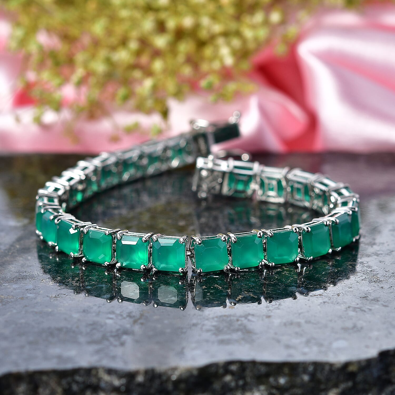 EverTrue Asscher Cut Verde Onyx 22.35 ctw Garden Path Bracelet in Platinum Bond (6.50 In)