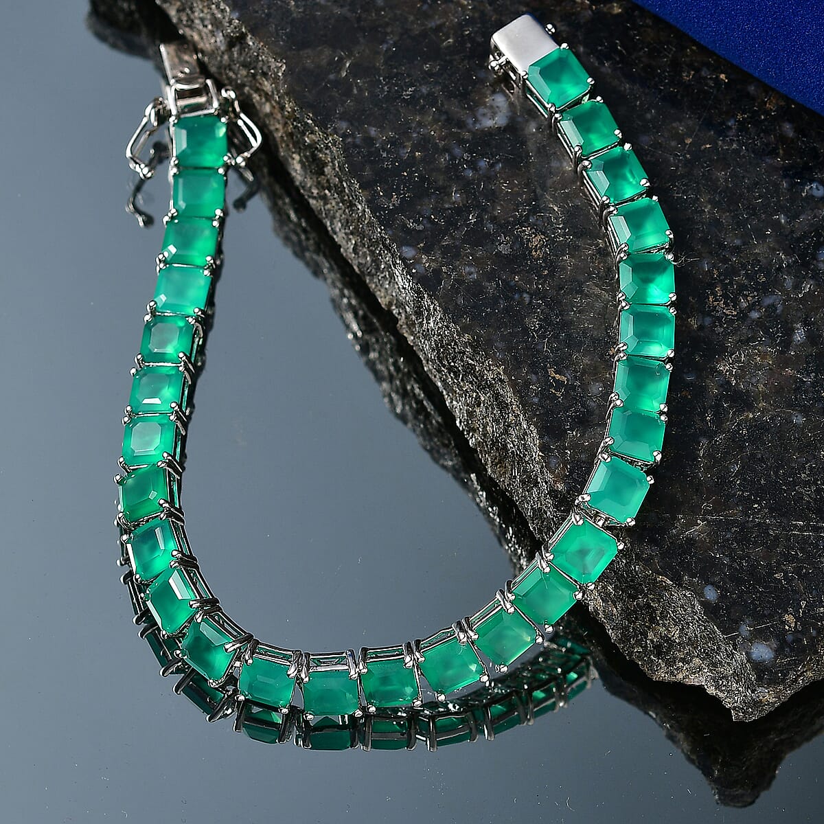 EverTrue Asscher Cut Verde Onyx 24.10 ctw Tennis Bracelet in Platinum Bond (7.25 In) image number 1