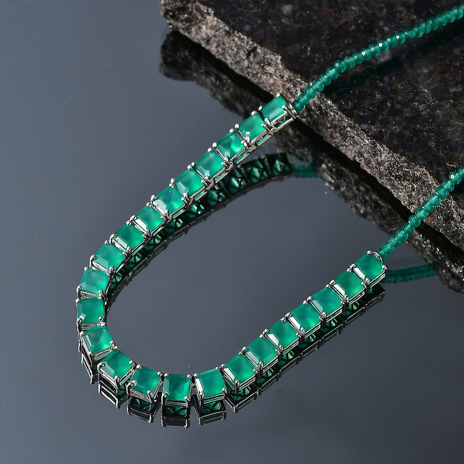 EverTrue Asscher Cut Verde Onyx 45.50 ctw Garden Path Necklace in Platinum Bond 18-20 Inches 