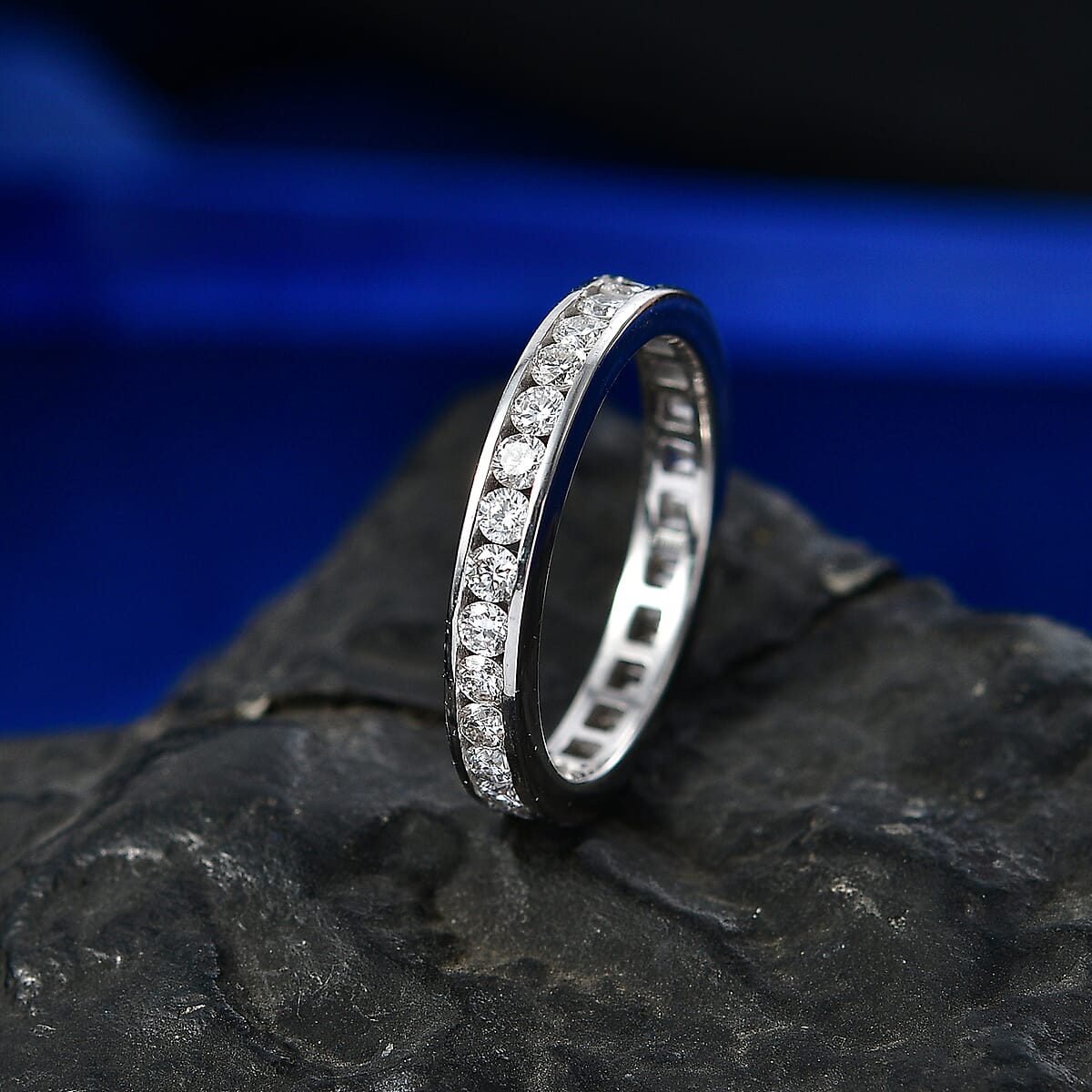 Luxuriant Lab Grown Diamond G-H SI 1.00 ctw Ring in Rhodium Over Sterling Silver (Size 8.0) image number 1