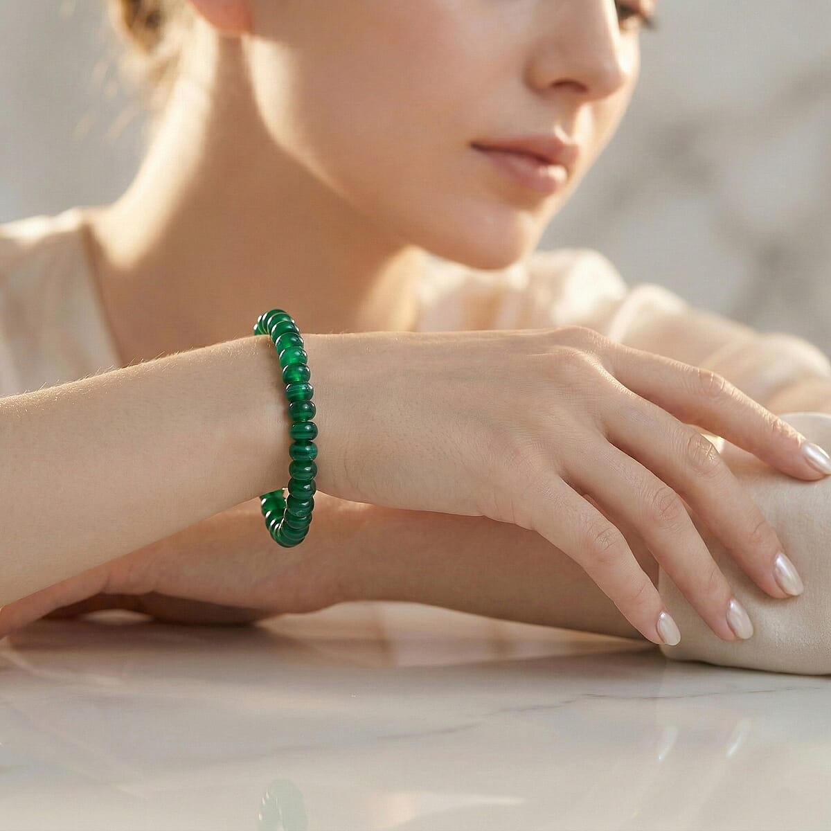 Verde Onyx 100.00 ctw Rondelle Beaded Stretch Bracelet image number 2