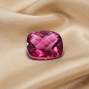 AAAA Usambara Color Change Garnet (Cush 9x7 mm) 2.00 ctw