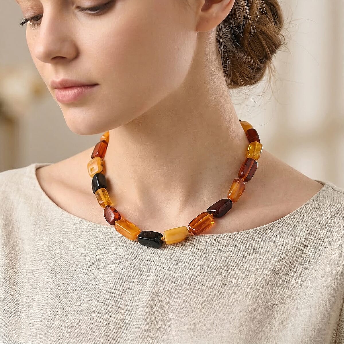 Mixed Amber Beaded Necklace (18 Inches) image number 2