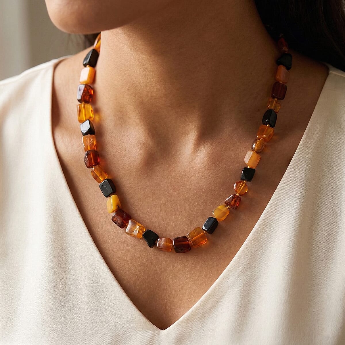 Mixed Amber Beaded Necklace (23 Inches) image number 2