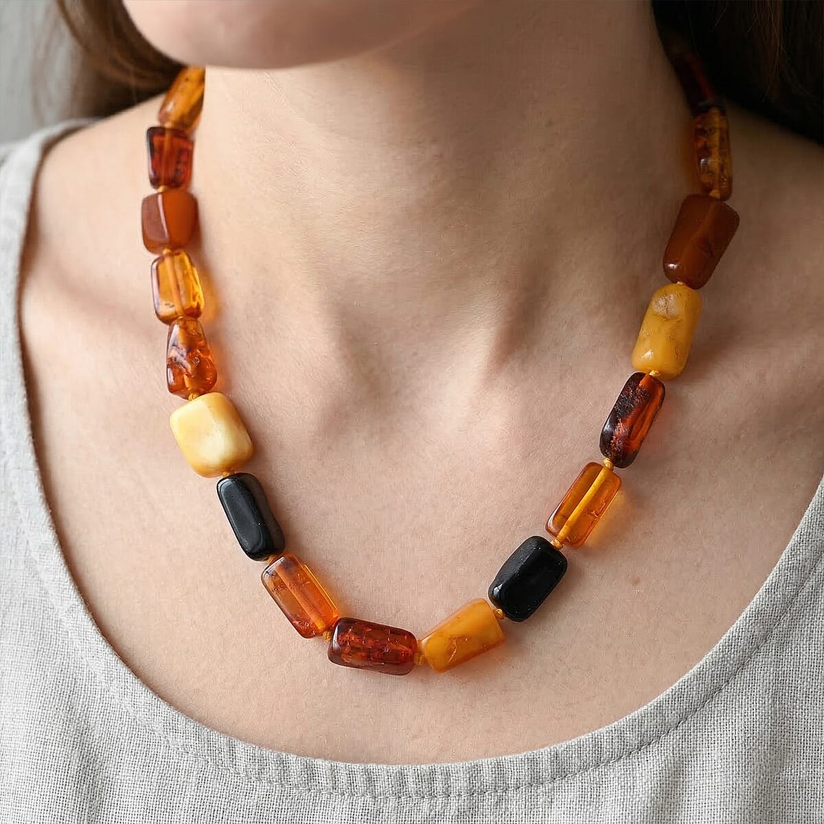 Mixed Amber Beaded Necklace (26 Inches) image number 2