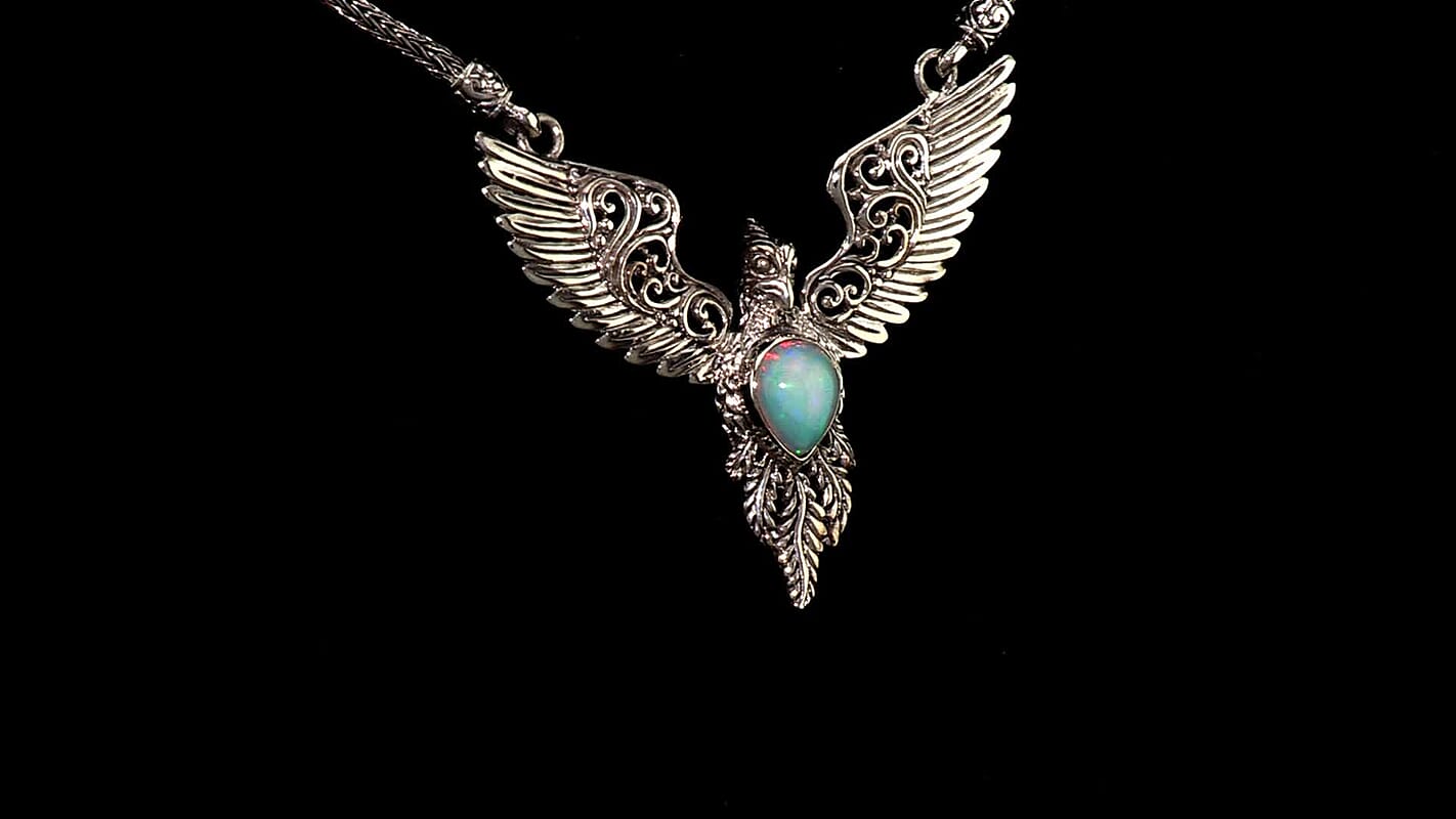 D''Joy Bali Legacy Premium Ethiopian Welo Opal Eagle Necklace (20 Inches) in Sterling Silver 1.70 ctw