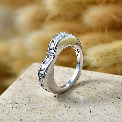 D'Joy Moissanite 1.10 ctw Ring in Rhodium Over Sterling Silver (Size 8.0)